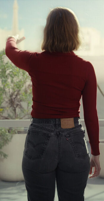 Hannah einbinder image