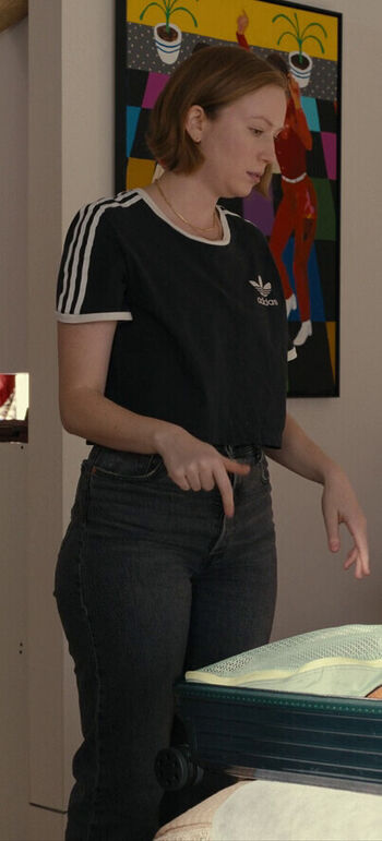 Hannah einbinder image