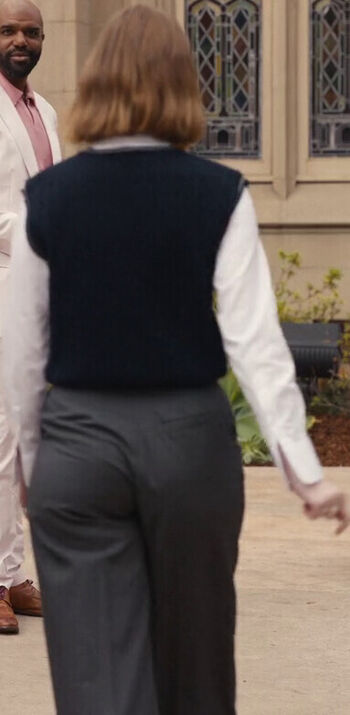 Hannah einbinder image