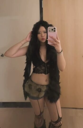 Hannah lee image