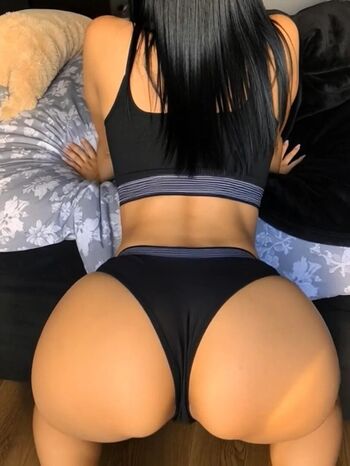 Hannah lucy image