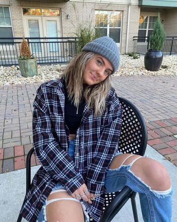 Hannah schlenker page 12 image