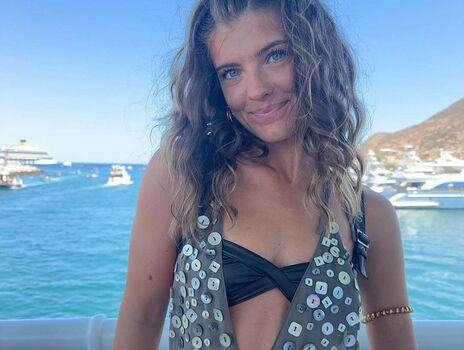 Hannah schlenker page 9 image