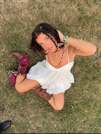 Hannah schlenker page 2 image