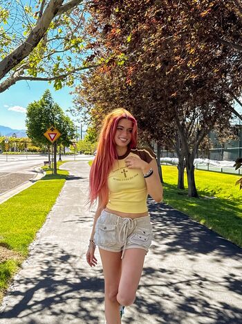 Hannah stein image
