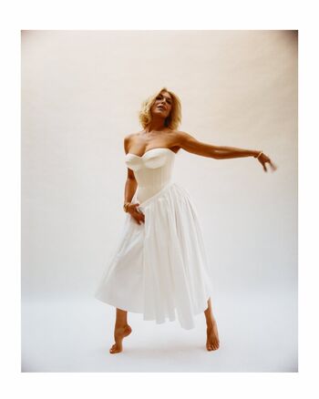 Hannah waddingham 1 page 4 image