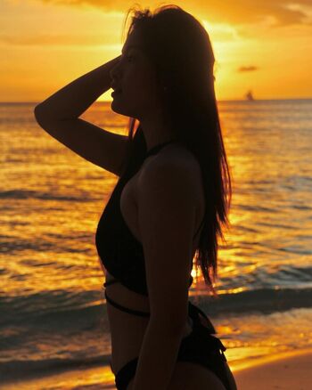 Hannielyn angulo image