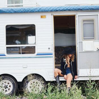Harley moom kemp image