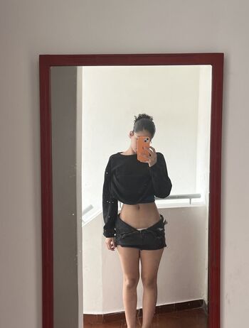 Harriegirlov image
