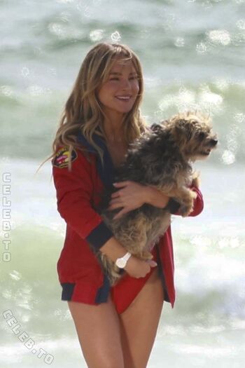 Hassie harrison image