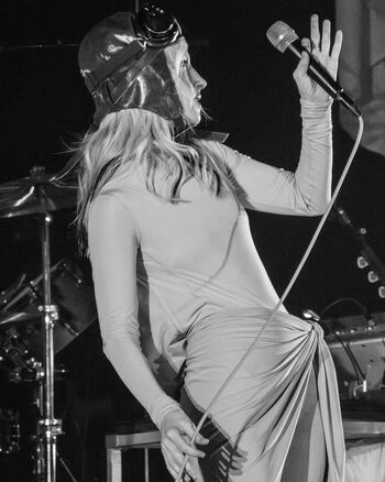 Hayley williams page 6 image