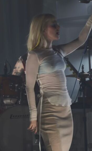 Hayley williams page 3 image