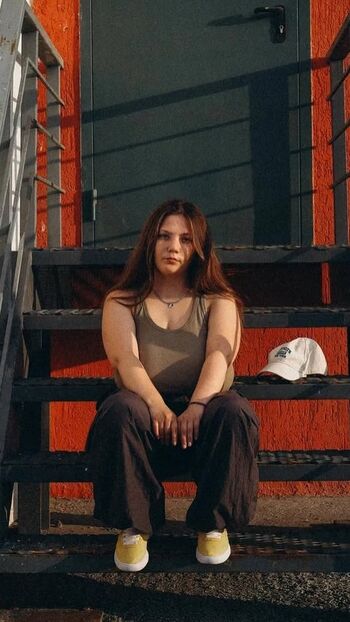 Hazievay page 3 image