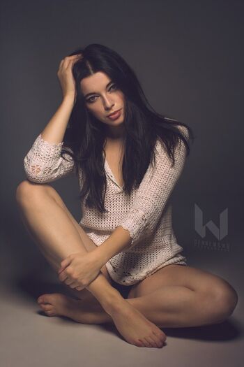 Helen diaz image