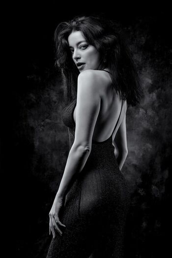 Helen diaz image