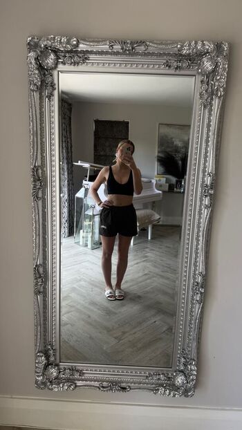 Helen flanagan image