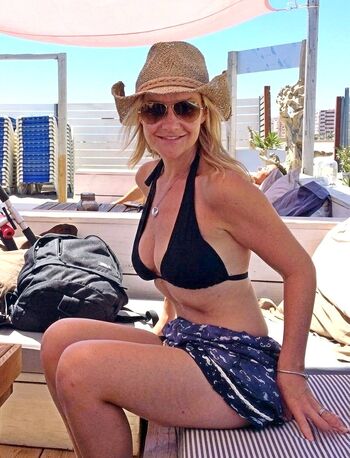Helen skelton page 2 image