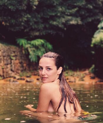 Helena coelho page 3 image