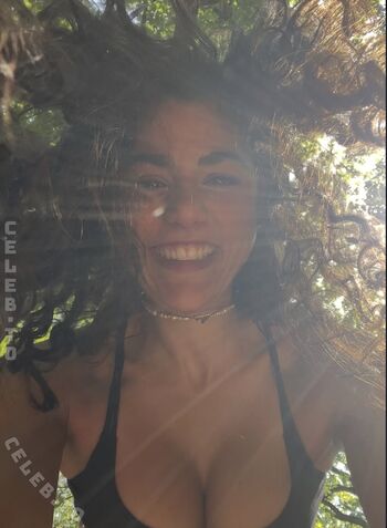 Helena daher image