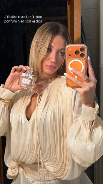 Hello iris page 3 image