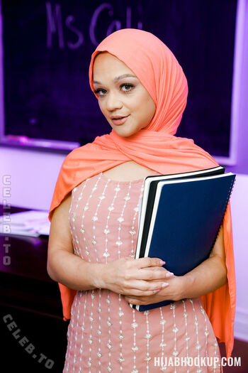 Hijab hookup image