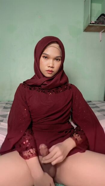 Hijab soffia image