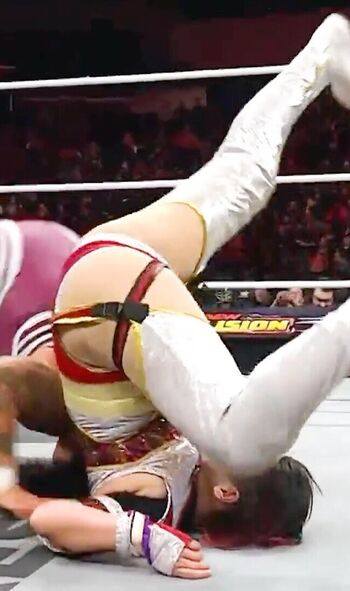 Hikaru Shida