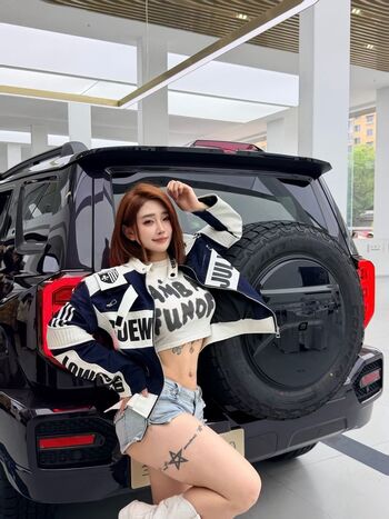 Hitomi songyuxin image
