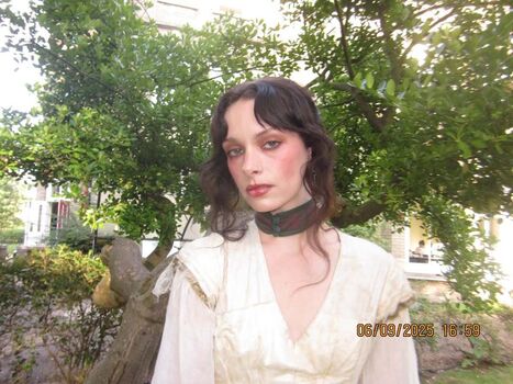 Holly humberstone image