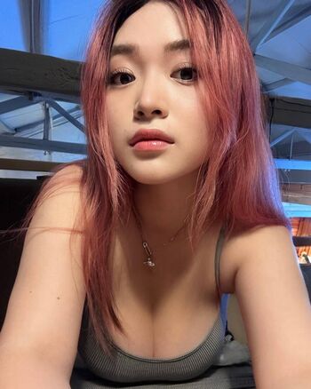 Holly shu page 3 image