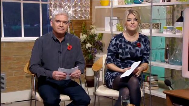 Holly willoughby image