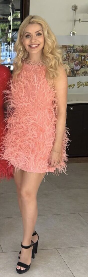 Holly willoughby image