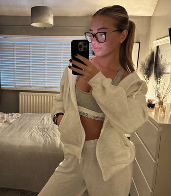 Hollyxfoster