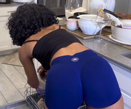 Homemaking image