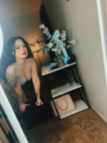 Honey luxxxx image