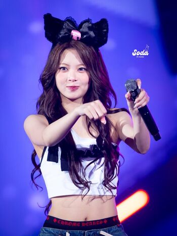 Hong Eunchae 홍은채