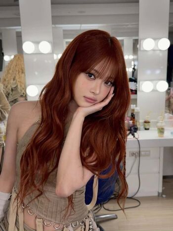 Hong Eunchae 홍은채