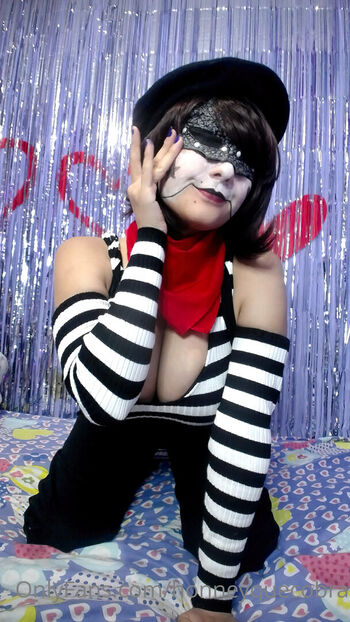 Honneybonita page 2 image