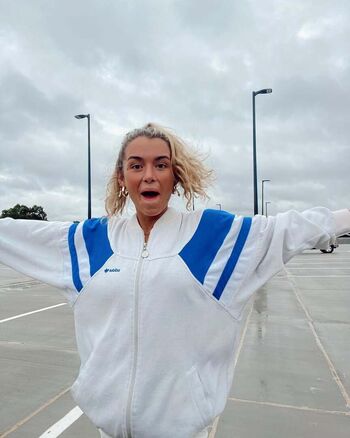 Hopie schlenker page 18 image