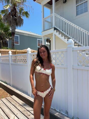 Hopie schlenker image