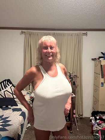 hotazzchick67