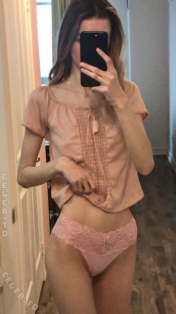 Hotgirl linnea 1 page 2 image