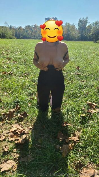 Hotwifejessicalynn image