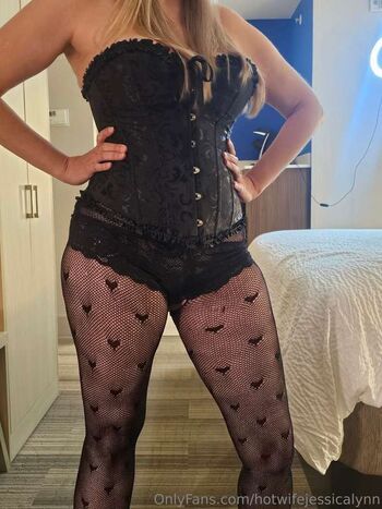 Hotwifejessicalynn image
