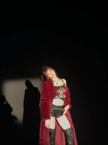 Huh Yunjin 허윤진