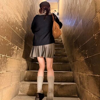 Huh yunjin 1 page 2 image