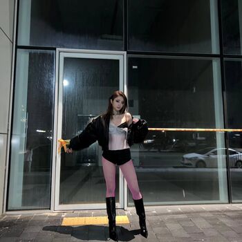 Huh Yunjin 허윤진