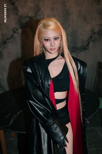 Huh Yunjin 허윤진