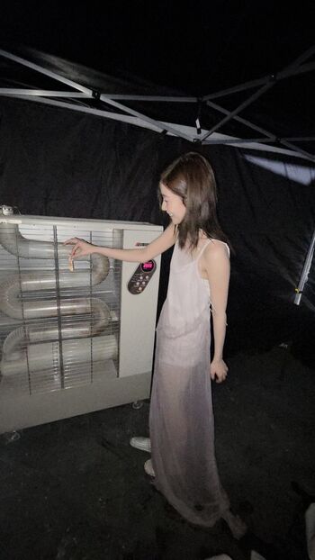 Huh Yunjin 허윤진