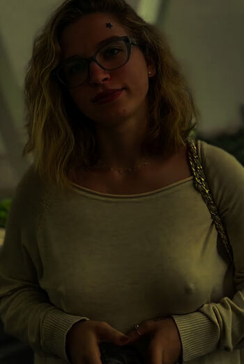 Iamcarlavoicu page 2 image